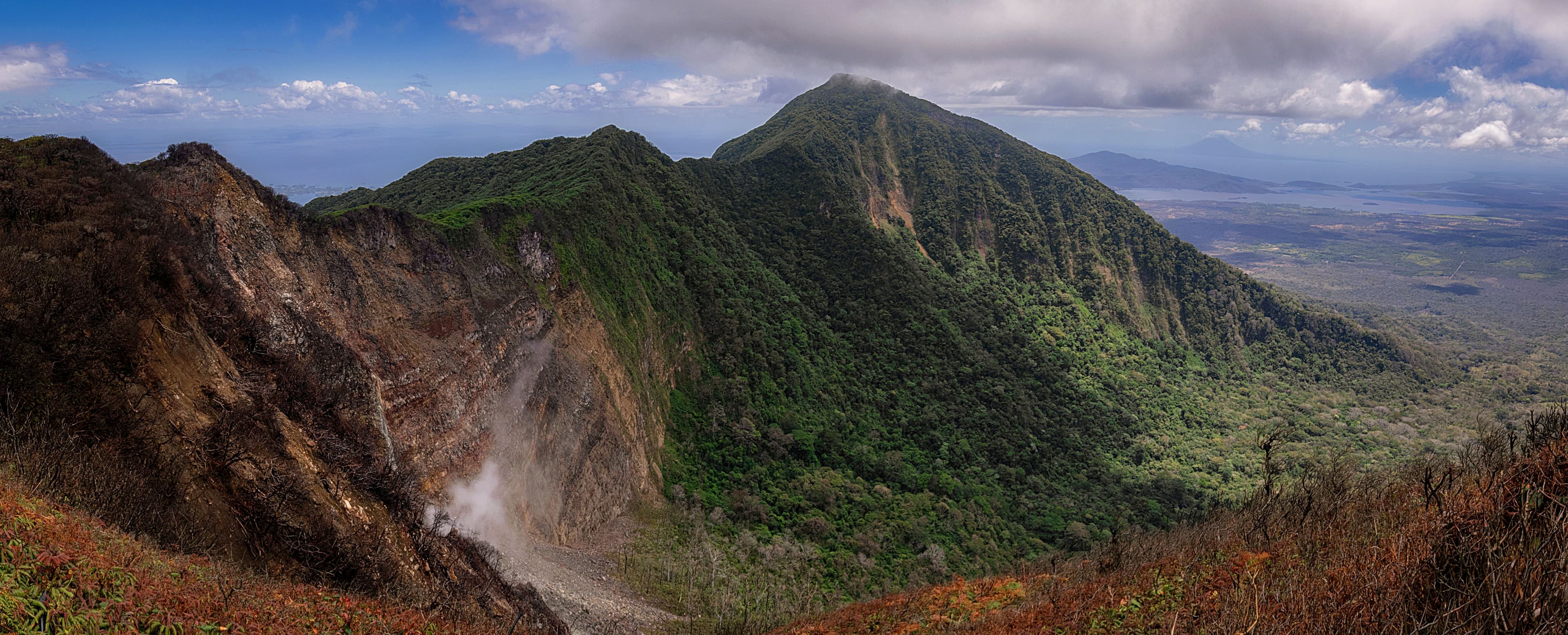 Trekking to the Mombacho Volcano Crater
