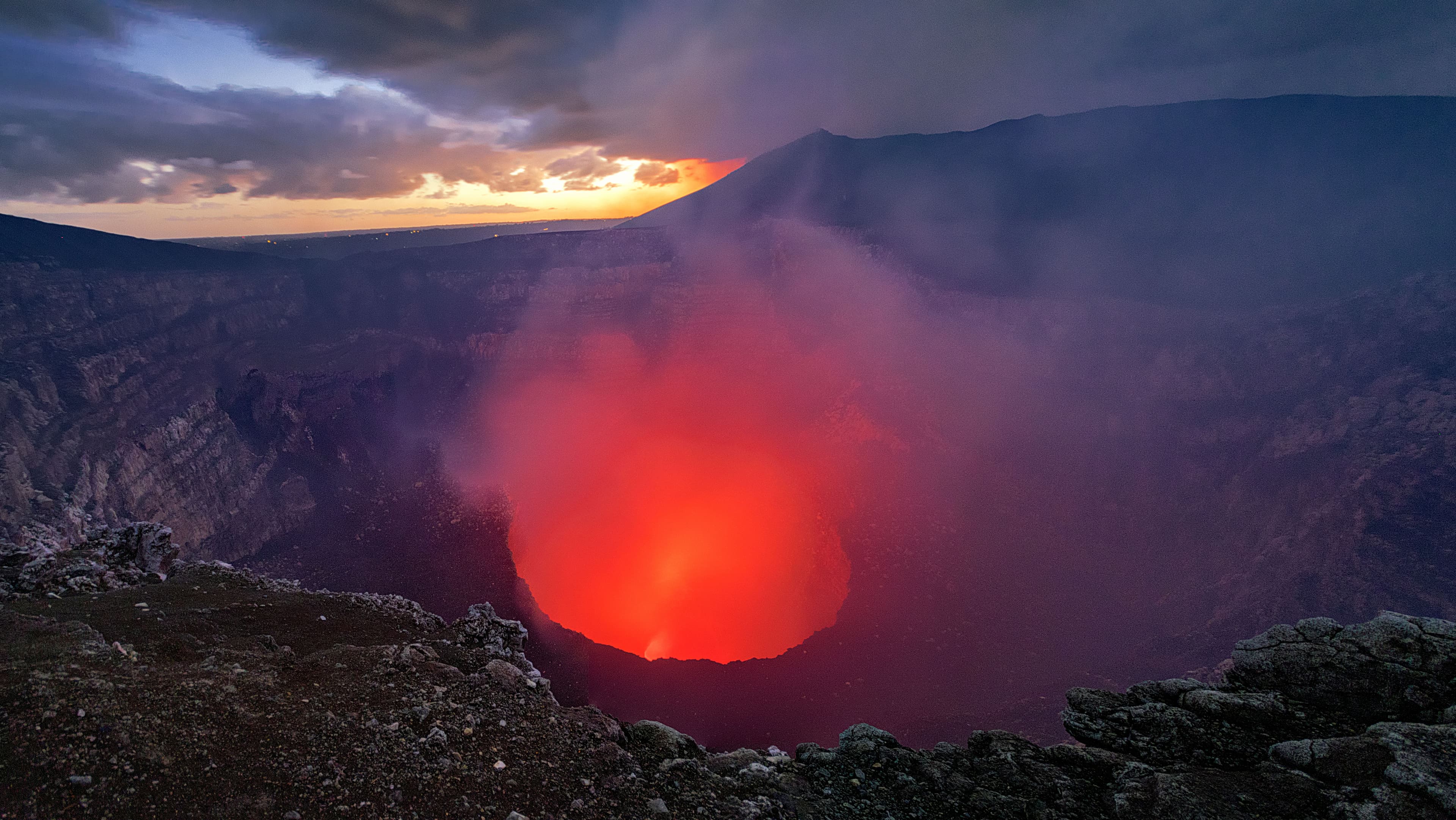 Masaya Volcano Night Tour from Granada